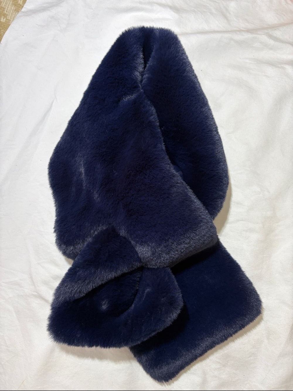 Rino & Pelle Luxe Faux Fur Neck Wrap Scarf – Navy Blue – Super Soft – NWT